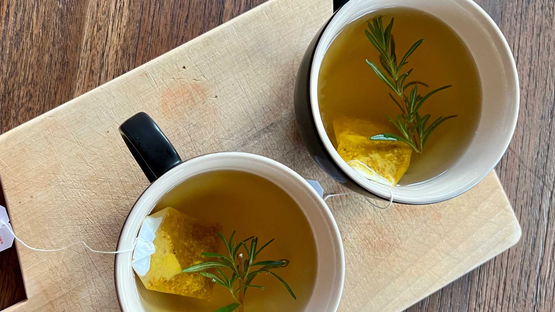 Anti-Inflammatory Tea Time: Ginger Turmeric Tea with Rosemary